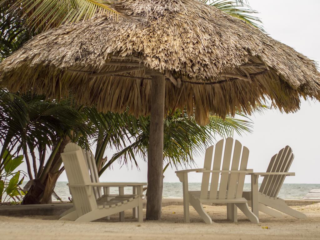 Cocotal Inn And Cabanas San Pedro  Εξωτερικό φωτογραφία